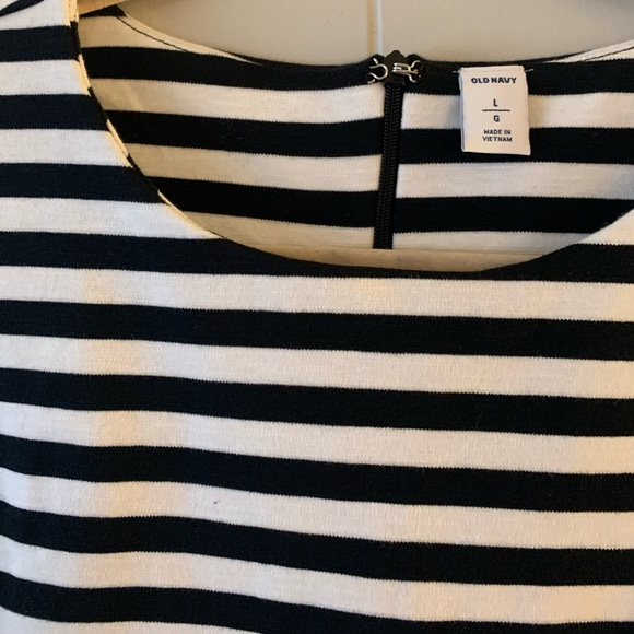 NWT Old Navy Striped Dress - Picture 2 of 5
